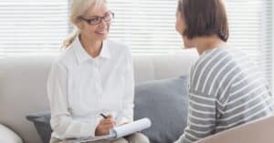 things to consider when finding a therapist for stress